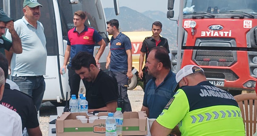 HÜDA PAR Kahramanmaraş İl Başkanı Özcan yangın bölgesini ziyaret etti