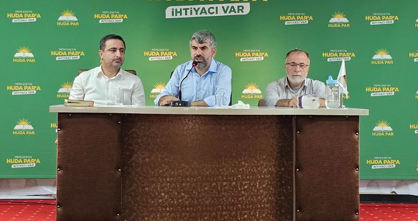 HÜDA PAR Milletvekilleri Batman'da teşkilat üyeleri ve gönüllülerle buluştu
