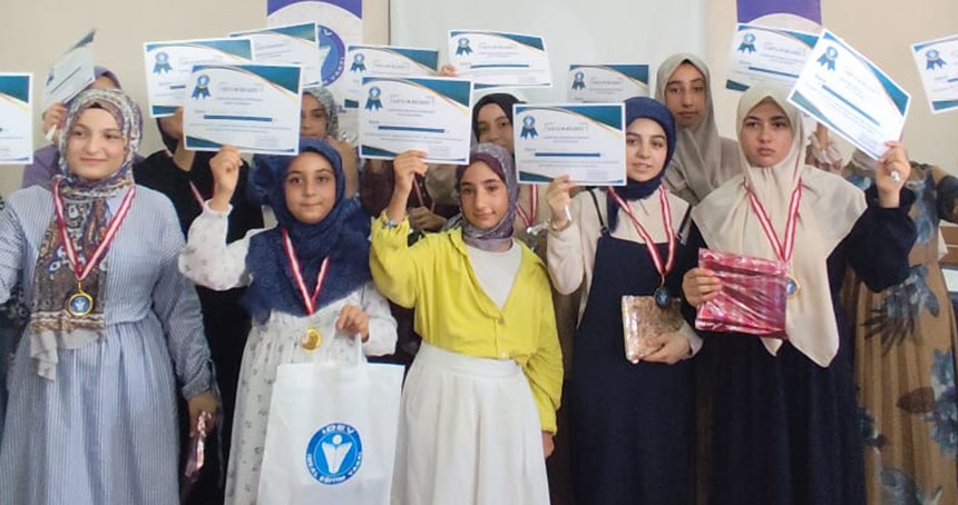 İDEV'den kız öğrencilere yönelik bilgi yarışması