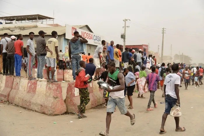 Angola'da yakıt protestolarında ölü sayısı 22'ye yükseldi