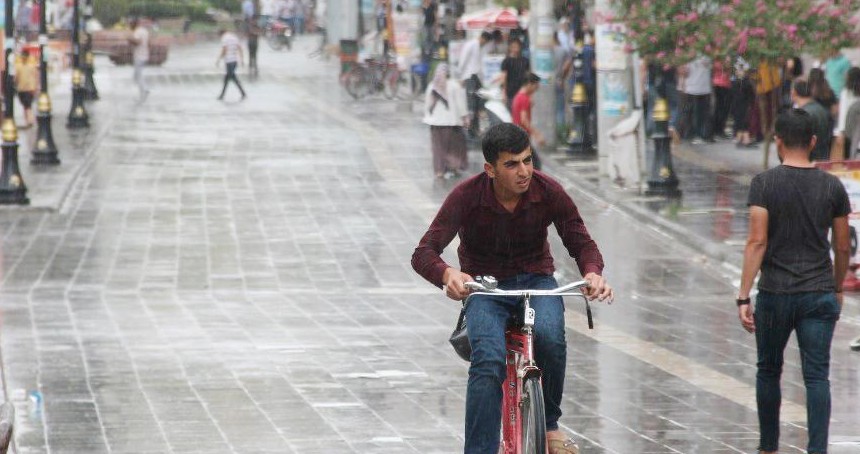Meteorolojiden kuvvetli yağış, rüzgâr ve toz taşınımı uyarısı