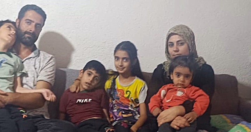 Dünya üzerinde nadir görülen hastalığa yakalanan 3 çocukları için uzanacak yardım eli bekliyorlar