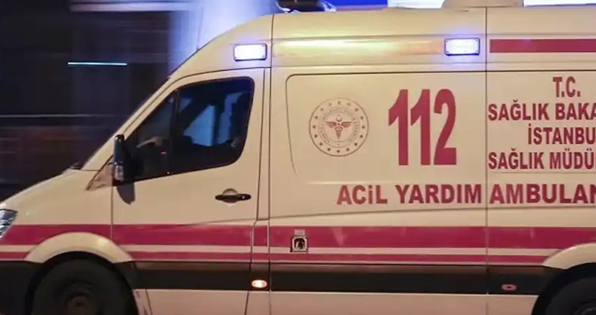 Kavşakta çarpışan araçlarda 2’si çocuk 7 kişi yaralandı