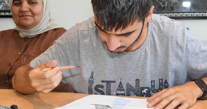 Otizmli çocuklar yeteneklerini sergiliyor