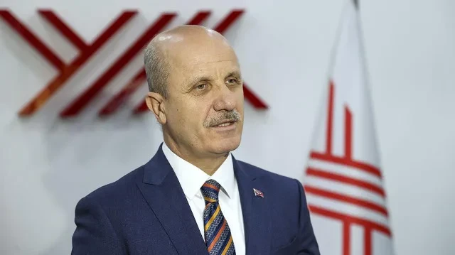 Porf. Dr. Erol Özvar kimdir? Kaç yaşında? Aslen nereli? Nereye atandı? Kariyeri