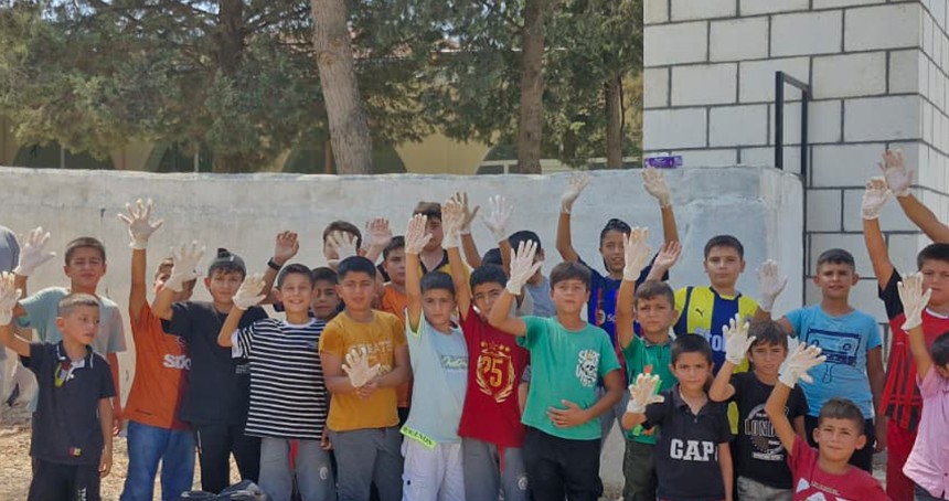 Şanlıurfa’da öğrenciler çevre temizliğiyle orman yangınlarına dikkat çekti