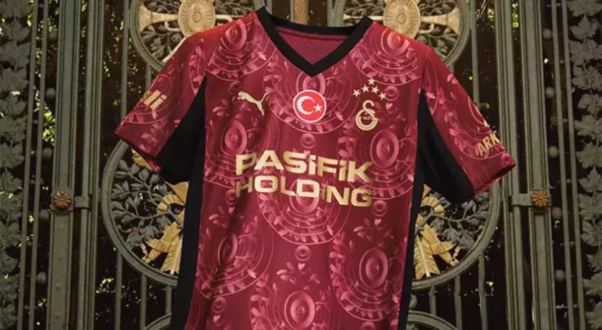 Galatasaray, alternatif formasını satışa sundu