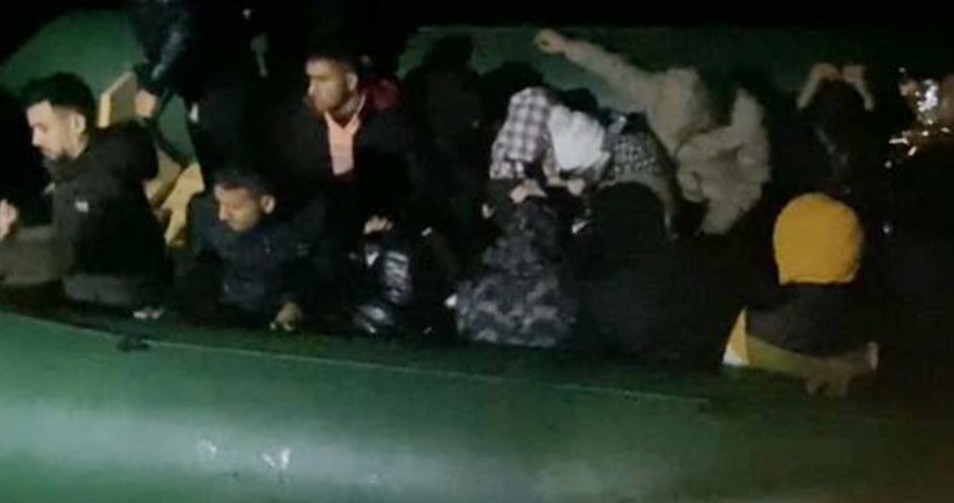 Muğla açıklarında 22 düzensiz göçmen kurtarıldı