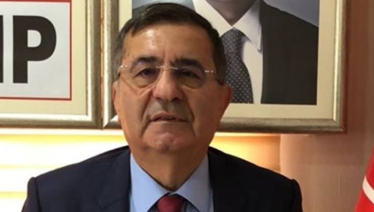Suat Binici kimdir? Kaç yaşındaydı? Hangi partiden? Neden öldü? Hastalığı neydi?