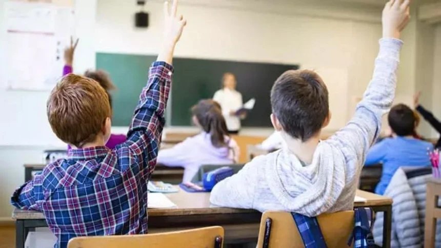 Okullarda yeni dönem! O uygulama kaldırıldı