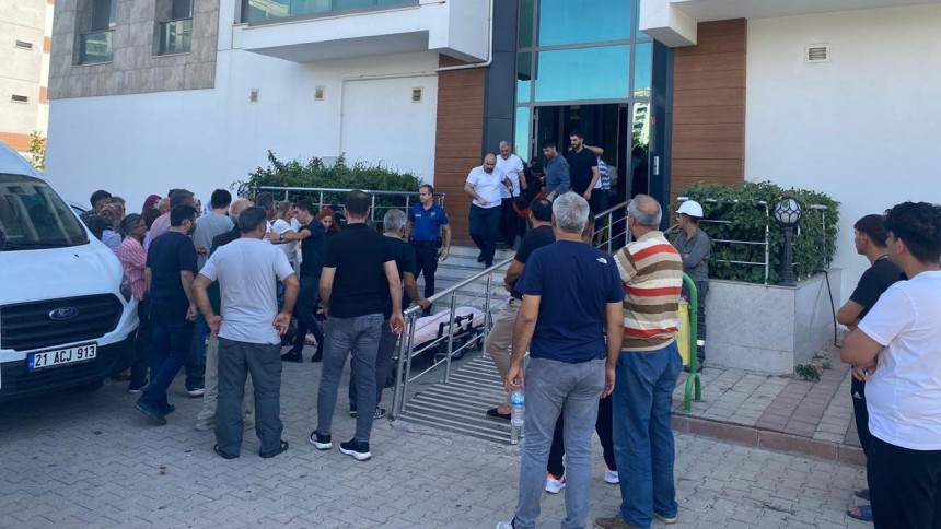 Elektrik akımına kapılan adam feci şekilde can verdi
