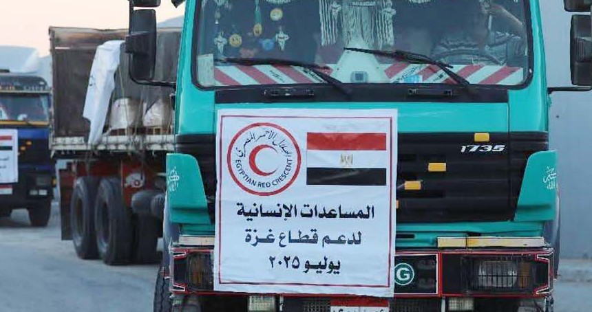 Gazze'ye giren yardım tırları "toplumu bölmek ve direnci kırmak" amacıyla yağmalanıyor