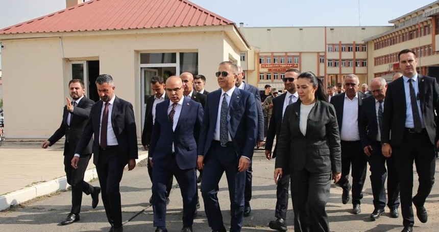 İçişleri Bakanı Yerlikaya Ağrı'da çeşitli temaslarda bulundu