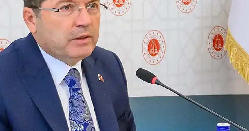 Bakan Tunç: Sahte elektronik imza soruşturmasında 199 kişi hakkında dava açıldı, 37 kişi tutuklandı