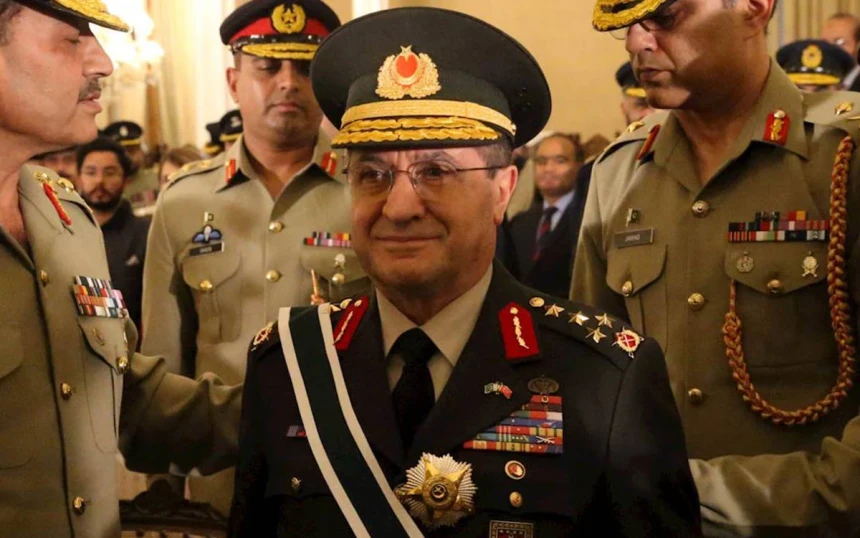 Yeni Genelkurmay Başkanı Selçuk Bayraktaroğlu kimdir? Nerelerde görev yaptı?