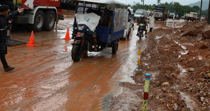 Myanmar'da toprak kayması: 8 ölü