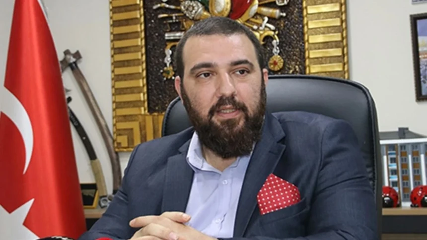 Abdulhamid Kayıhan Osmanoğlu kimdir? Nereli? Kaç yaşında? Kimin torunu? Kariyeri
