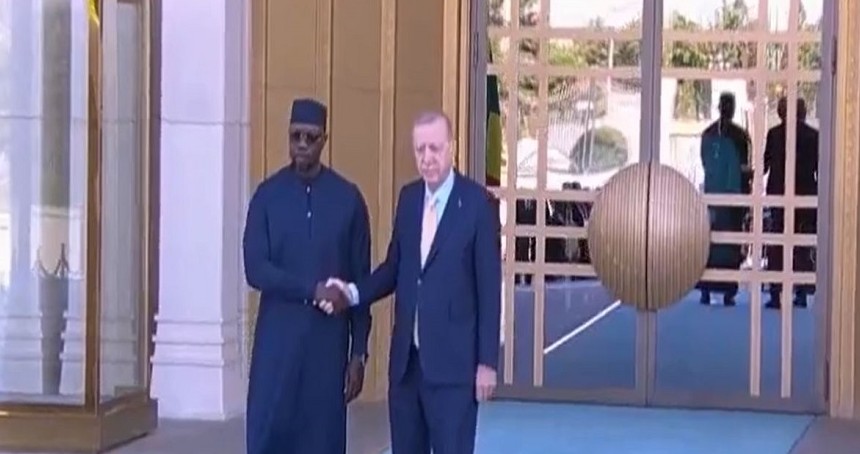 Cumhurbaşkanı Erdoğan, Senegal Başbakanı Sonko’yu resmi törenle karşıladı
