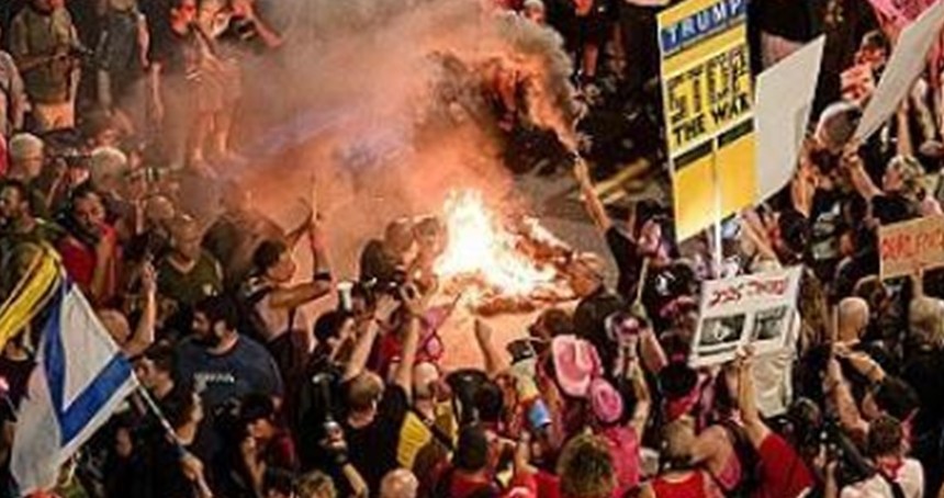 Tel Aviv'de esir takası anlaşması talebiyle gösteriler yapıldı