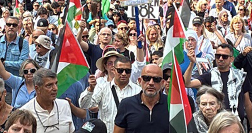 Batı'nın iki yüzlülüğü: Londra’daki Filistin'e destek gösterilerinde 466 kişi gözaltına alındı