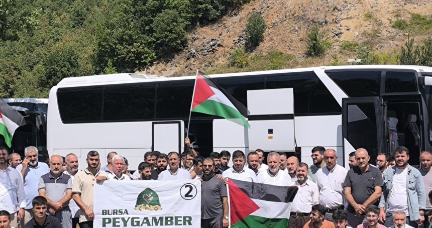 Bursa'dan yüzlerce kişi "Anadolu'dan Meclis'e Meclis'ten Gazze'ye" yürüyüşü için yola çıktı