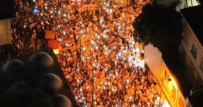 İstanbul’da "Gazze'ye Umut Işığı Ol" yürüyüşü düzenlendi