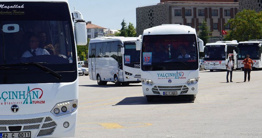 Konya'dan Ankara'ya "İnsani Koridor" konvoyu yola çıktı