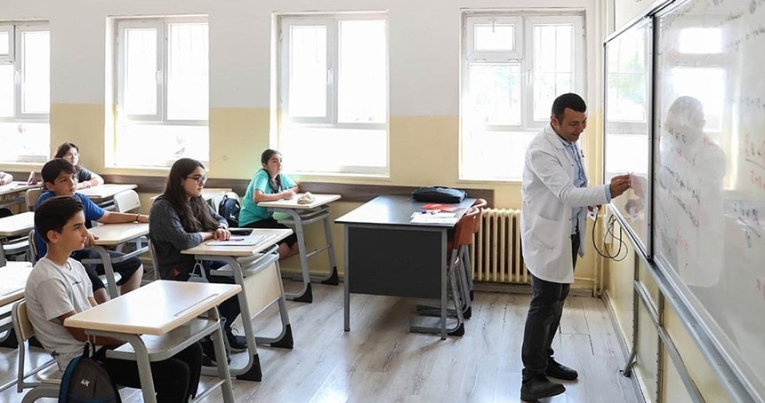 Öğretmenler heyecanla bekliyordu: MEB müjdeyi verdi