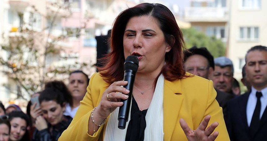 3 Belediye Başkanı AK Parti'ye geçiyor