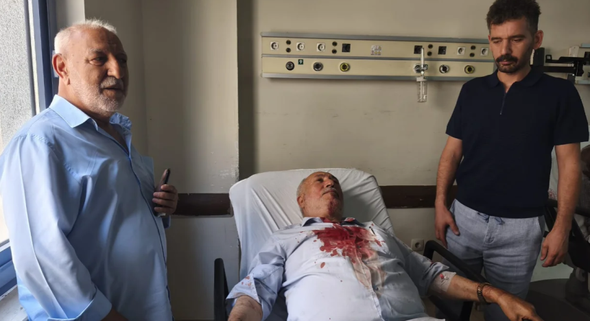 Cami Çıkışında Saldırıya Uğradı
