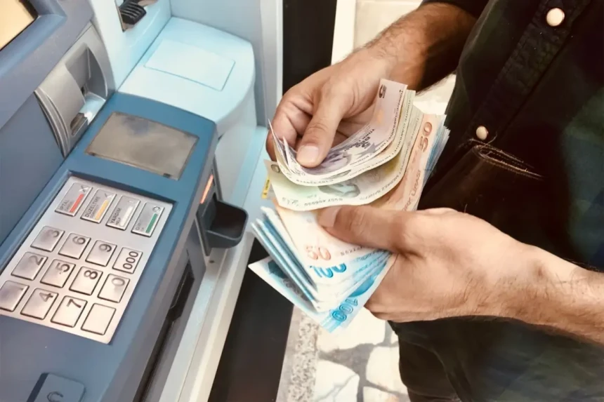 Dünyanın en büyük bankası Türkiye’deki şubelerini kapatıyor!