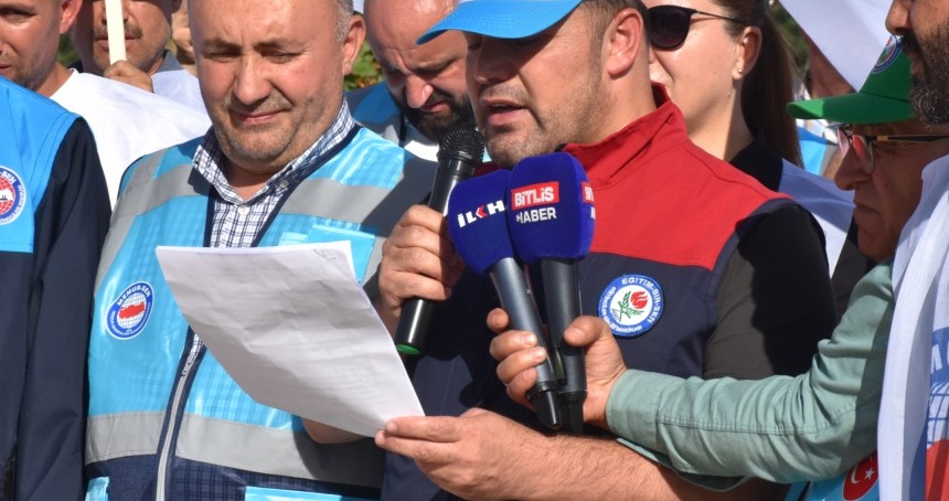 Memur-Sen Bitlis Temsilciliği'nden basın açıklaması