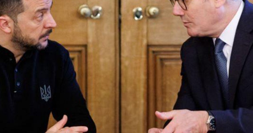 Zelenskiy ile Starmer Londra'da bir araya geldi 