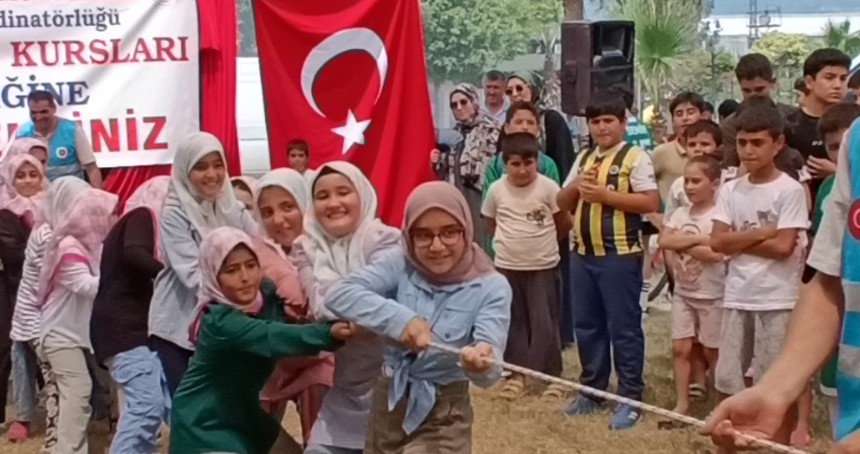 Anamur’da yaz Kur'an kursları şenlikle tamamlandı