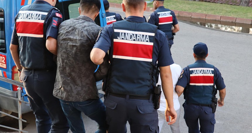 Göçmen kaçakçılığı operasyonu: 4 gözaltı