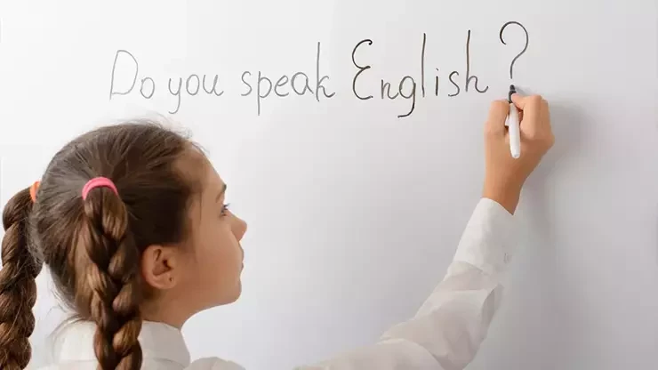 "Anlıyorum ama konuşamıyorum" devri bitiyor: İngilizce Müfredatı sil baştan!