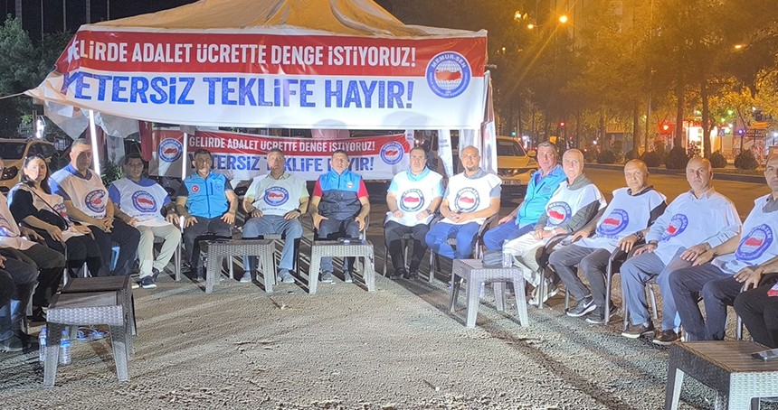 Memur-Sen maaş zamlarındaki yetersiz teklifi protesto etmek için çadır eylemi başlattı