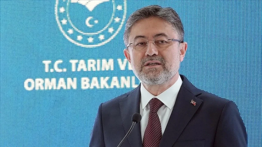 Bakan Yumaklı’dan “Yapay Et” İddialarına Yanıt: “Böyle Bir Düzenleme Yok”