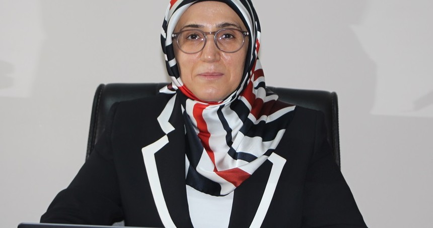 Vaize Öncü: Eğitim sisteminin yetersizliği, ahlaki değerlerin eksikliğine yol açabilmektedir