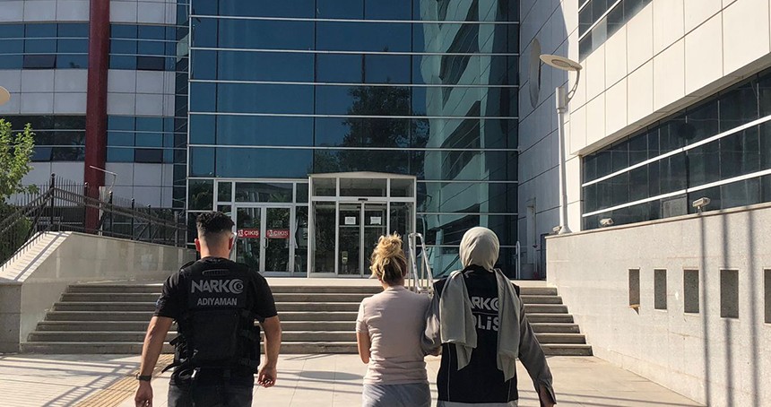 Adıyaman'da uyuşturucudan aranan şahıs yakalandı