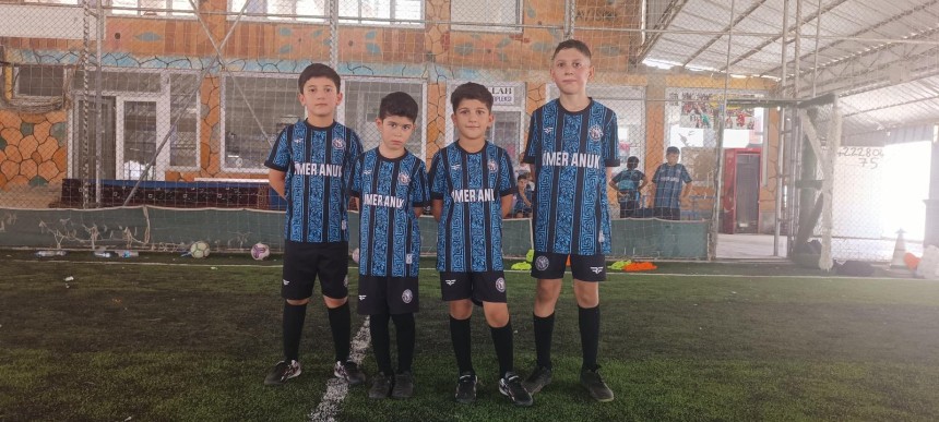 Minik Sporculara Forma Desteği