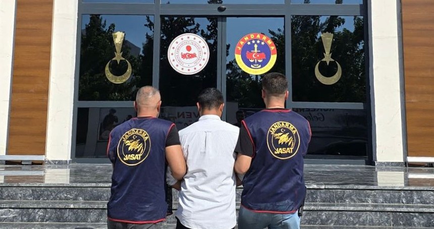 Uyuşturucu satmaktan araması bulunan şahıs yakalandı