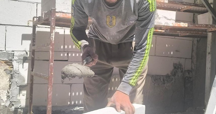 Adana sıcağında alın teriyle ekmek mücadelesi; "Suratımdan akan ter bana çok tatlı geliyor"
