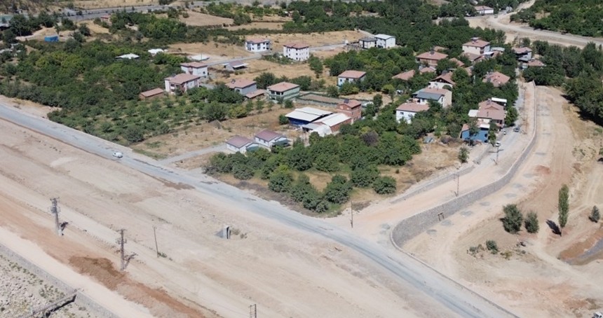 Başkan Taşkın: Doğayı koruyarak suyun cazibesiyle görseli güzel bir alan oluşturacağız