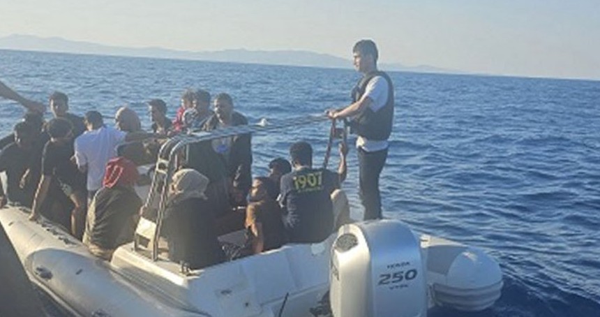 Yunan unsurlarınca geri itilen 30 düzensiz göçmen kurtarıldı