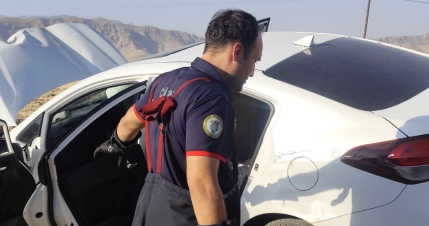 Cizre'de otomobil şarampole yuvarlandı: 3 yaralı