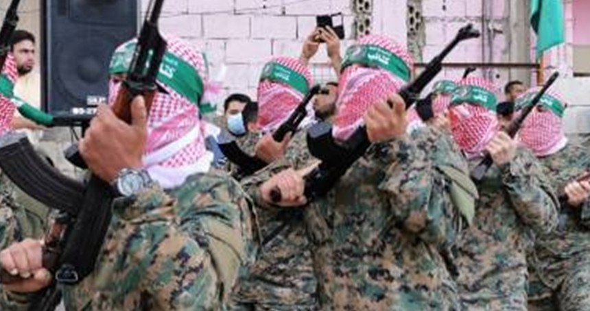 Filistinli gruplar Lübnan’daki kamplarda silah teslimine başlandığını yalanladı