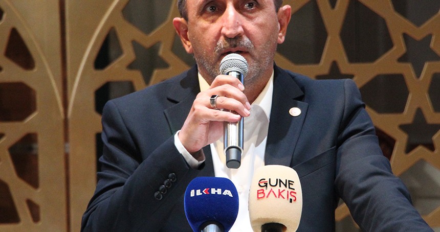 Gaziantep'te "Örnek Bir Aile Hazreti Peygamberin Evi" konulu konferans düzenlendi
