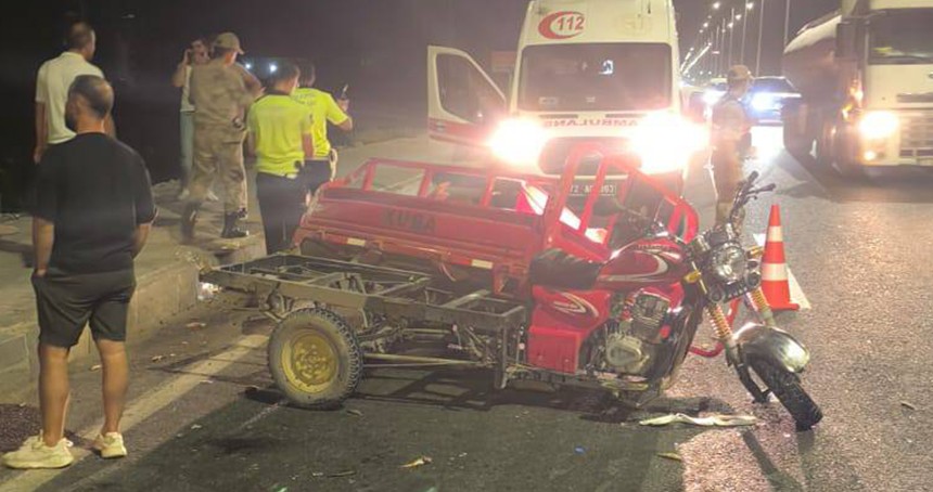 Batman-Hasankeyf kara yolu üzerinde trafik kazası: 8 yaralı