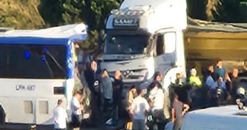 TEM Otoyolu'nda zincirleme kaza: 1 ölü, 9 yaralı